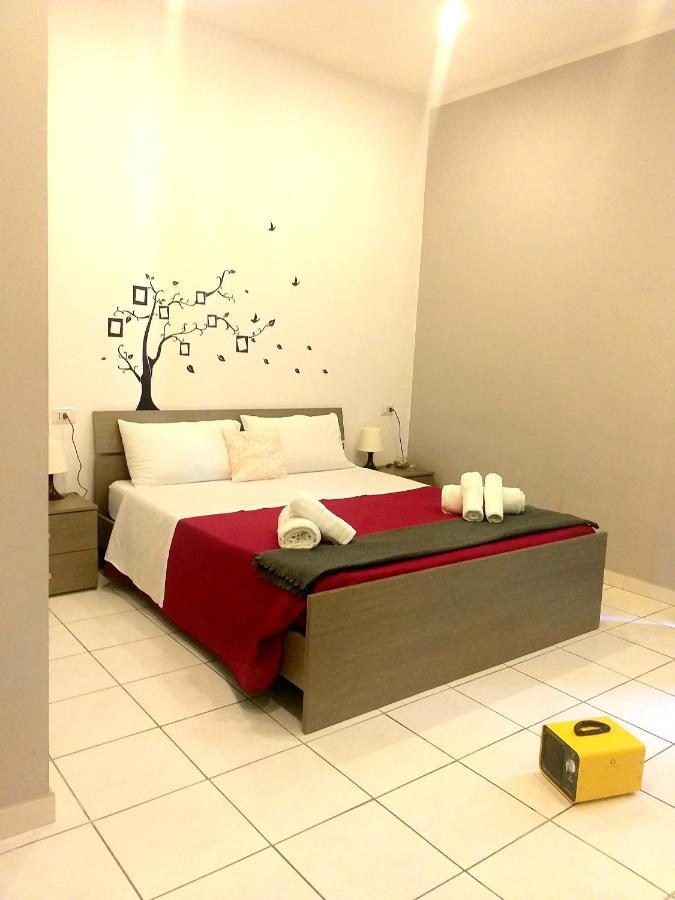 נאפולי Sweet Night Rooms מראה חיצוני תמונה