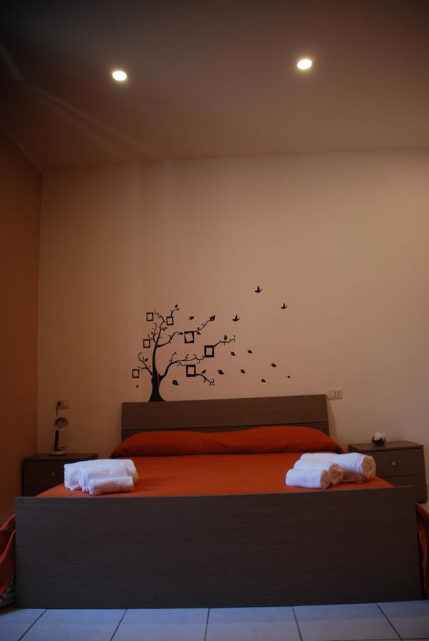 נאפולי Sweet Night Rooms מראה חיצוני תמונה